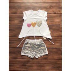 Костюм для дівчинки.